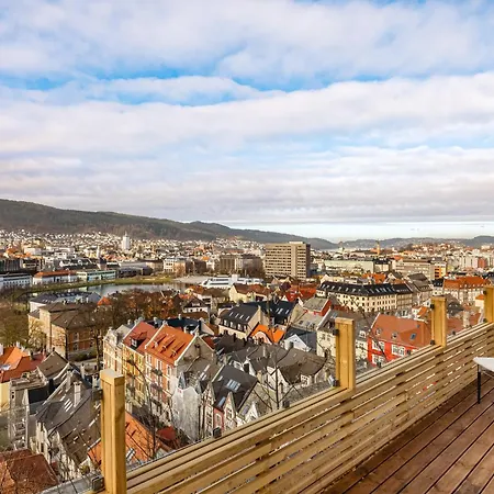 Panorama - View In L 2br & Terrace *